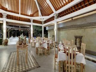 Nipuri Resort & Restaurant fotoÄŸrafÄ±
