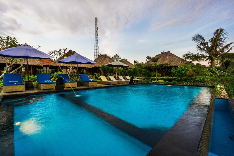 Laguna Reef Huts Lembongan - Havuz