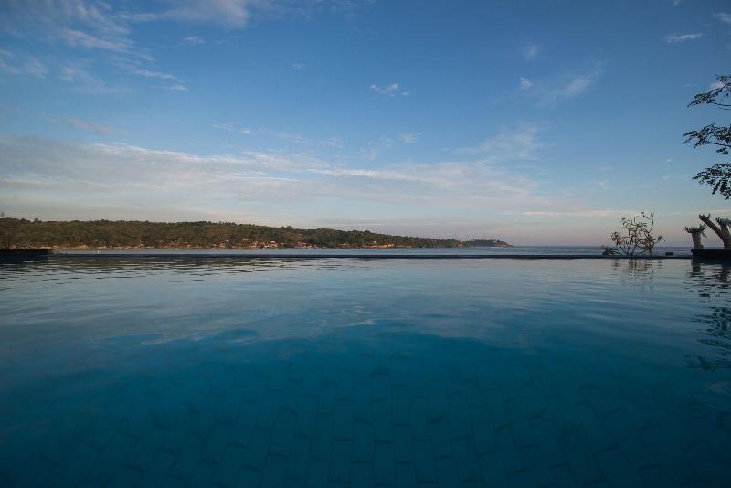 Laguna Reef Huts Lembongan - Havuz