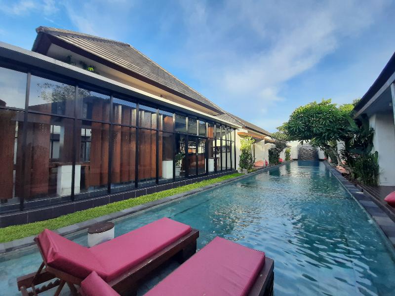 Gaing Mas Jimbaran Villas by Gaing Mas Group - Havuz