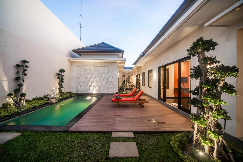 Gaing Mas Jimbaran Villas by Gaing Mas Group - Havuz
