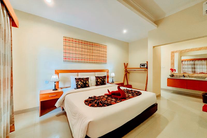 Kubu Petitenget Suite Seminyak by ZUZU - Oda