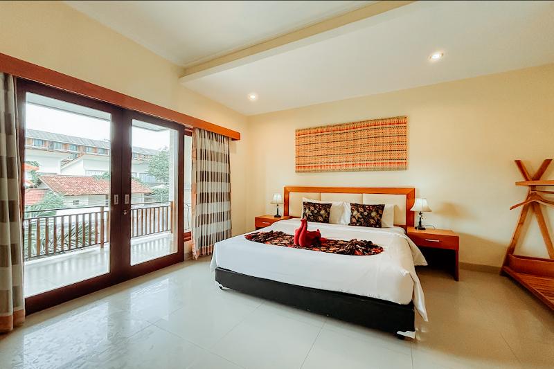 Kubu Petitenget Suite Seminyak by ZUZU - Oda
