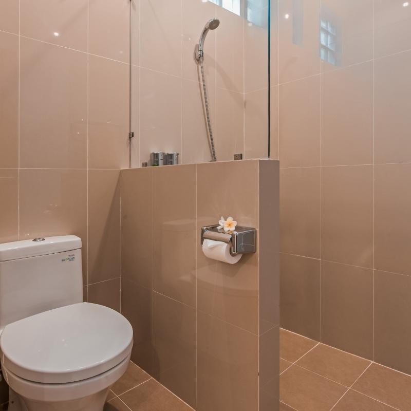 Kubu Petitenget Suite Seminyak by ZUZU - Oda