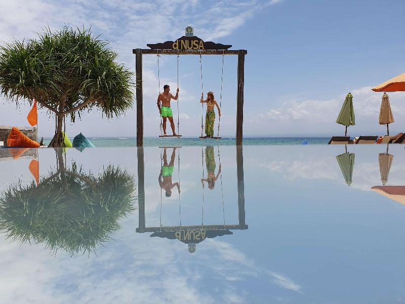 d'Nusa Beach Club and Resort - Havuz