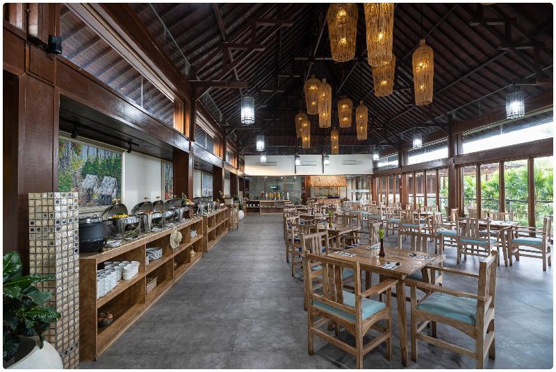 d'Nusa Beach Club and Resort - Restoran