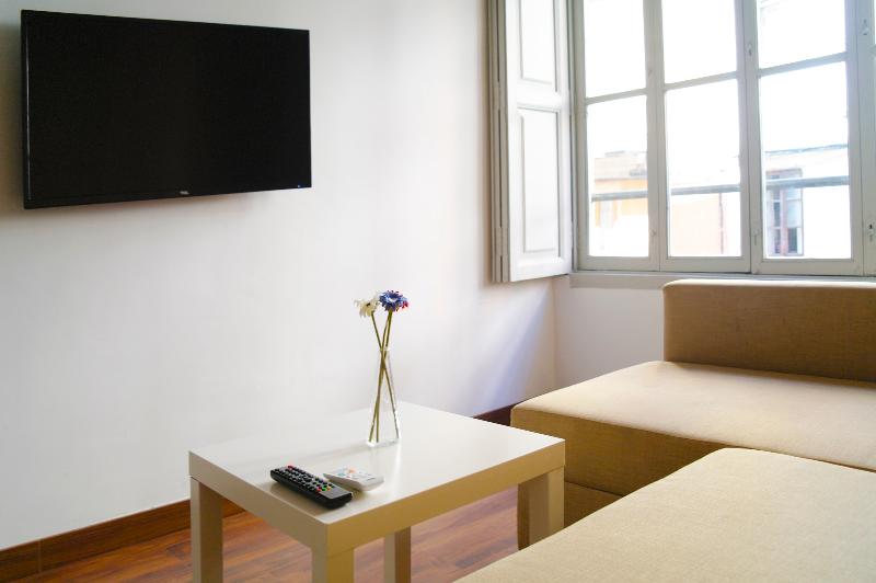 Uptown Apartments - Oda