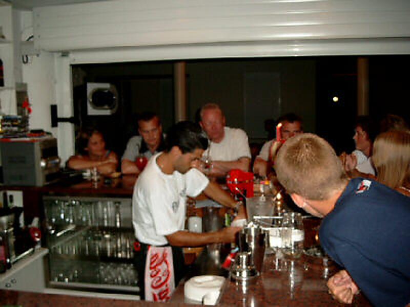 Elma's Dream Apartments - Bar