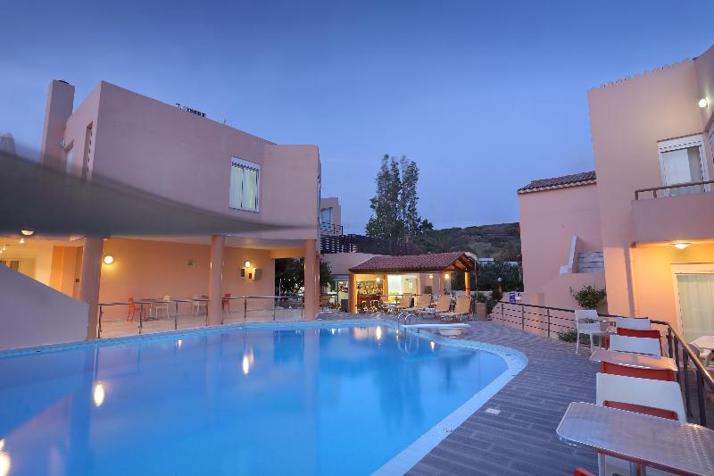Elma's Dream Apartments - Havuz