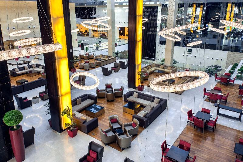 Crowne Plaza Riyadh RDC Hotel and Convention - Bar