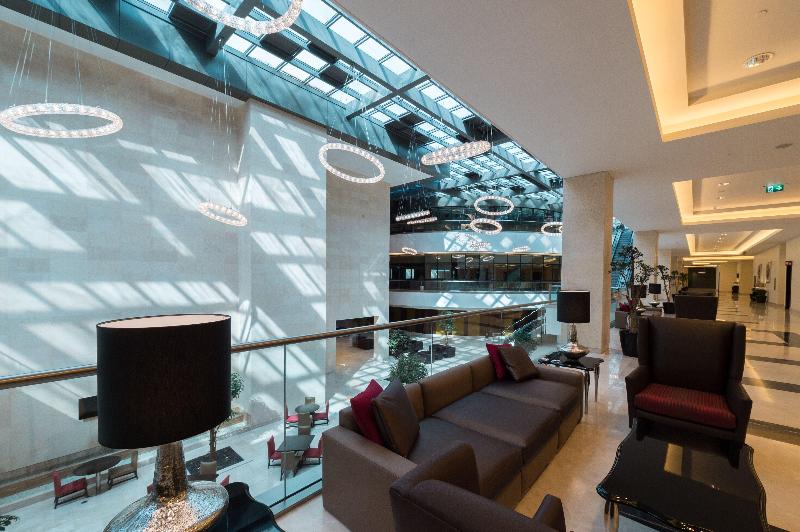 Crowne Plaza Riyadh RDC Hotel and Convention - Lobi
