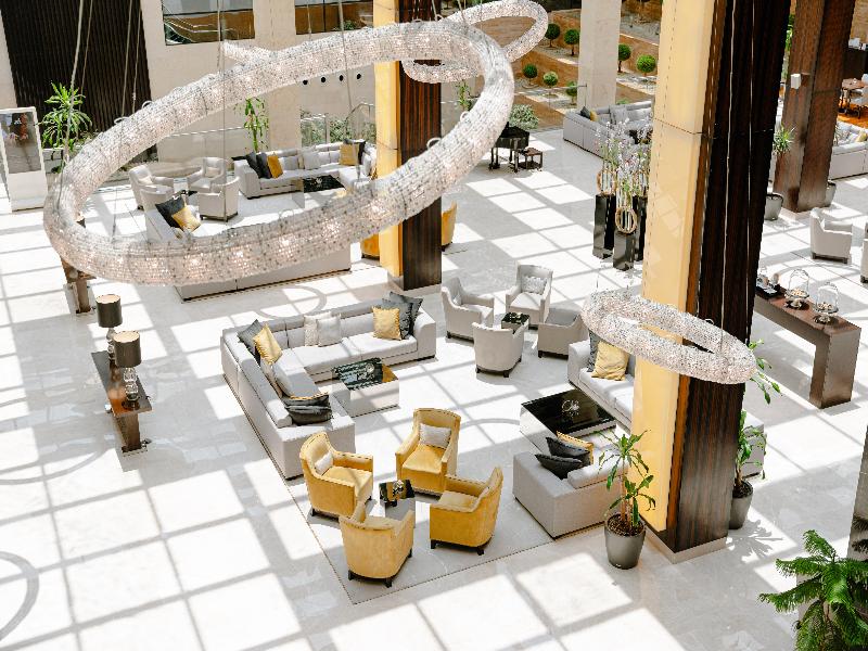 Crowne Plaza Riyadh RDC Hotel and Convention - Lobi
