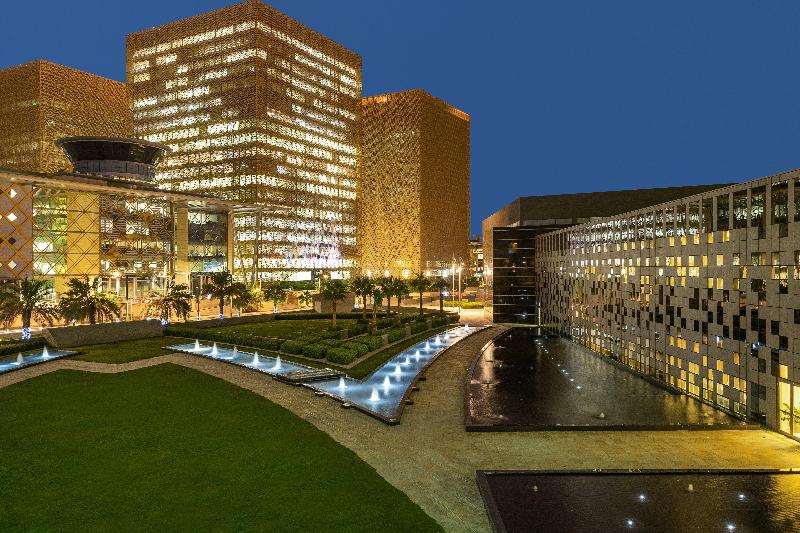 Crowne Plaza Riyadh RDC Hotel and Convention - Genel