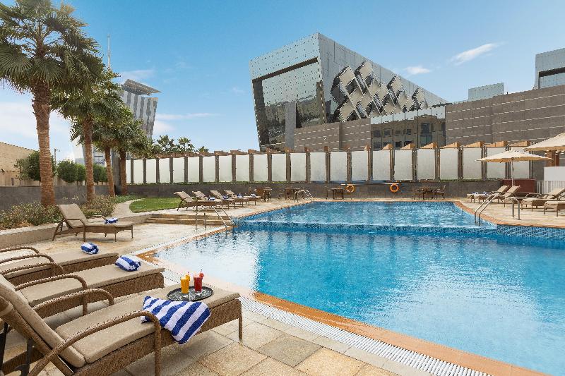 Crowne Plaza Riyadh RDC Hotel and Convention - Genel