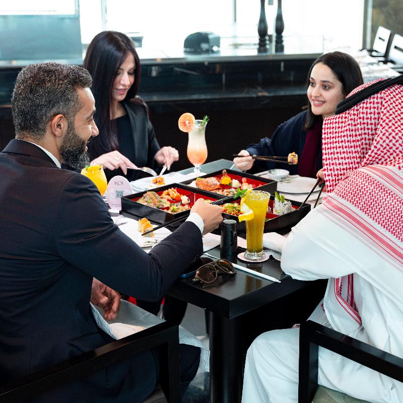 Crowne Plaza Riyadh RDC Hotel and Convention - Restoran