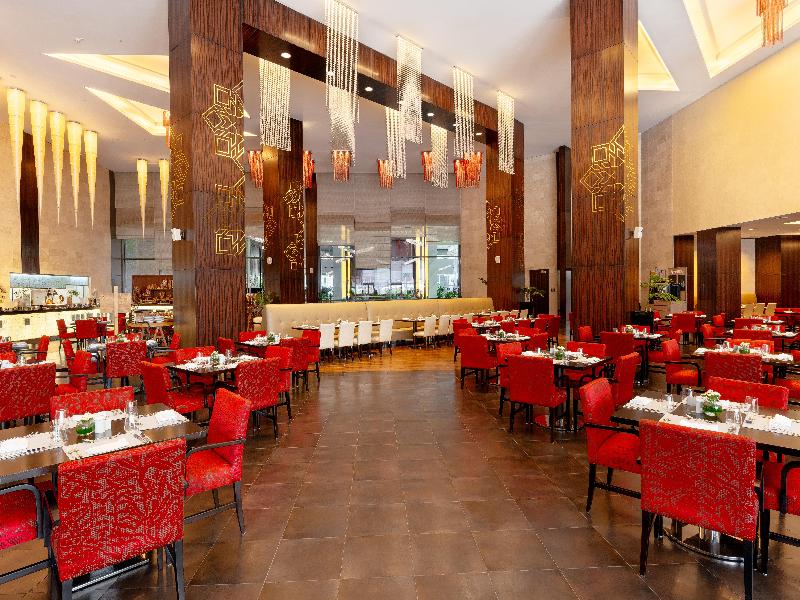 Crowne Plaza Riyadh RDC Hotel and Convention - Restoran