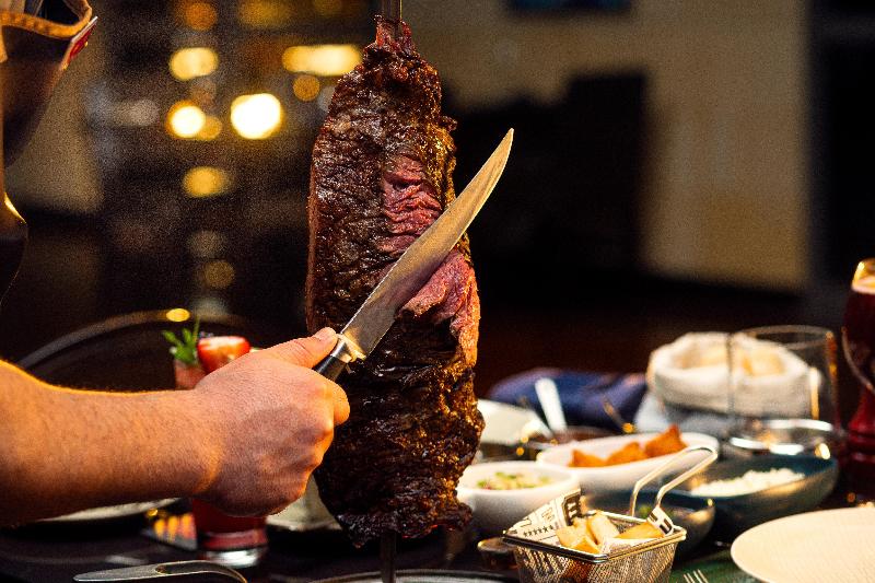 Crowne Plaza Riyadh RDC Hotel and Convention - Restoran