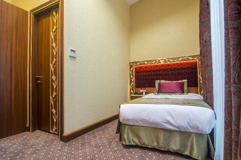 MB Deluxe Hotel - Oda