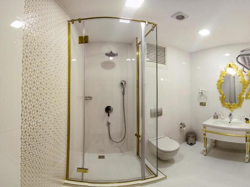 MB Deluxe Hotel - Oda