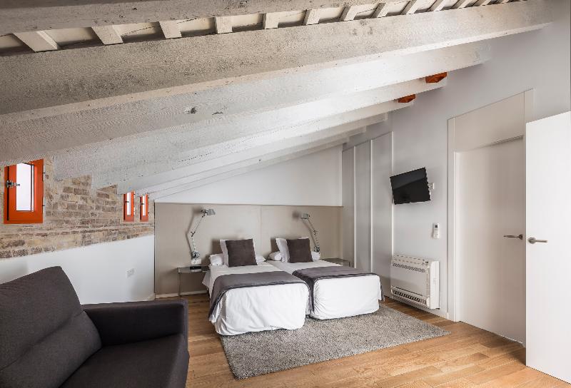 Mon Suites San Martín - Oda