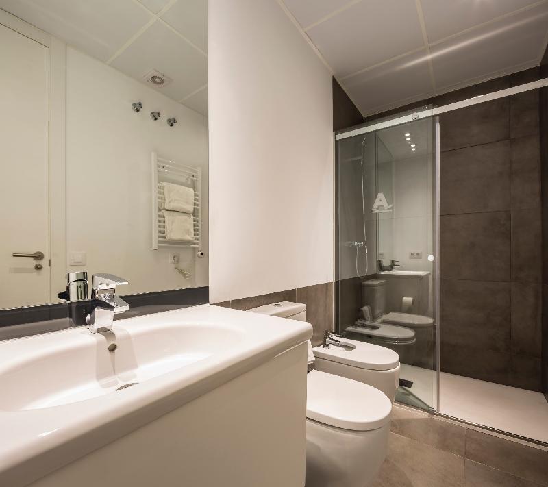 Mon Suites San Martín - Oda