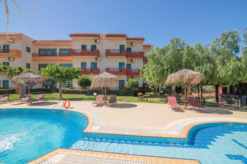 Portokali Hotel Apartments (12+) - Havuz
