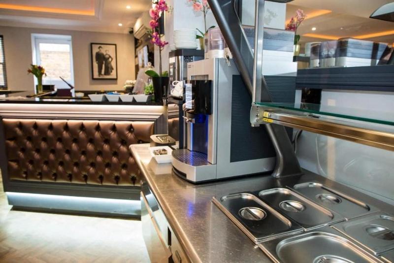 The Lansbury Heritage A Sunday Ht- Canary Wharf - Lobi