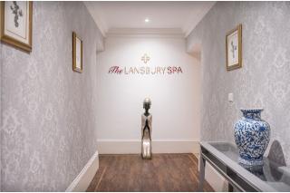 The Lansbury Heritage A Sunday Ht- Canary Wharf fotoÄŸrafÄ±