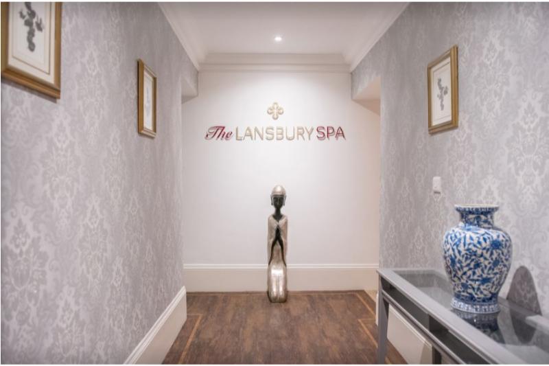 The Lansbury Heritage A Sunday Ht- Canary Wharf - Oda