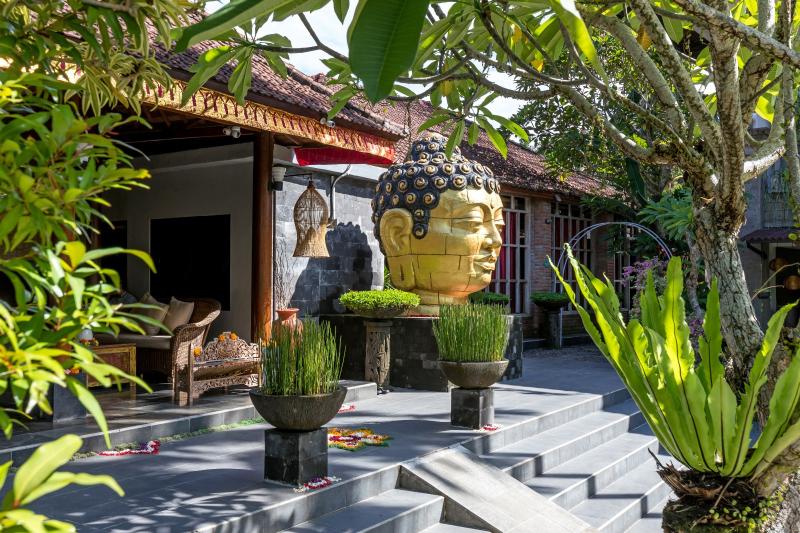 Ubud Raya Boutique Hotel - Lobi