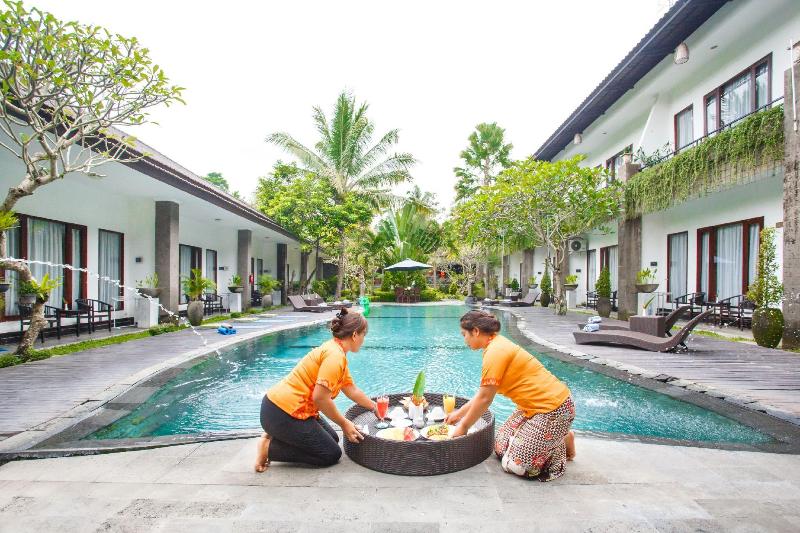 Ubud Raya Boutique Hotel - Havuz