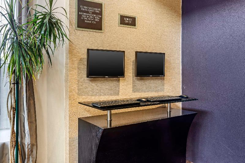 Aiden by Best Western Newark Airport - Toplantı
