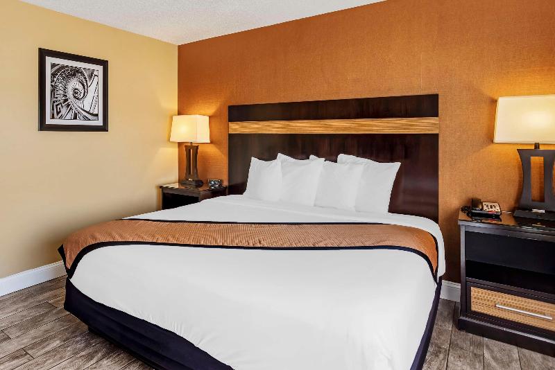 Aiden by Best Western Newark Airport - Oda