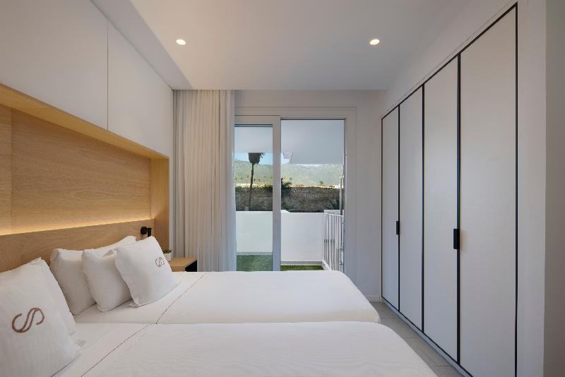 Royal Hideaway Corales Suites - Oda