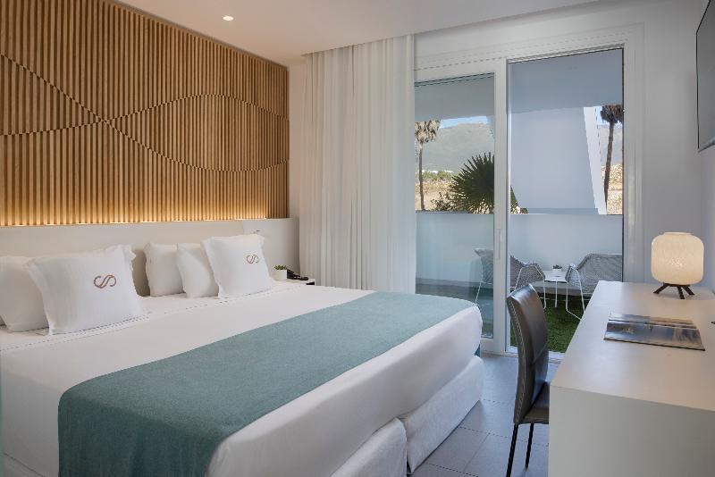 Royal Hideaway Corales Suites - Oda
