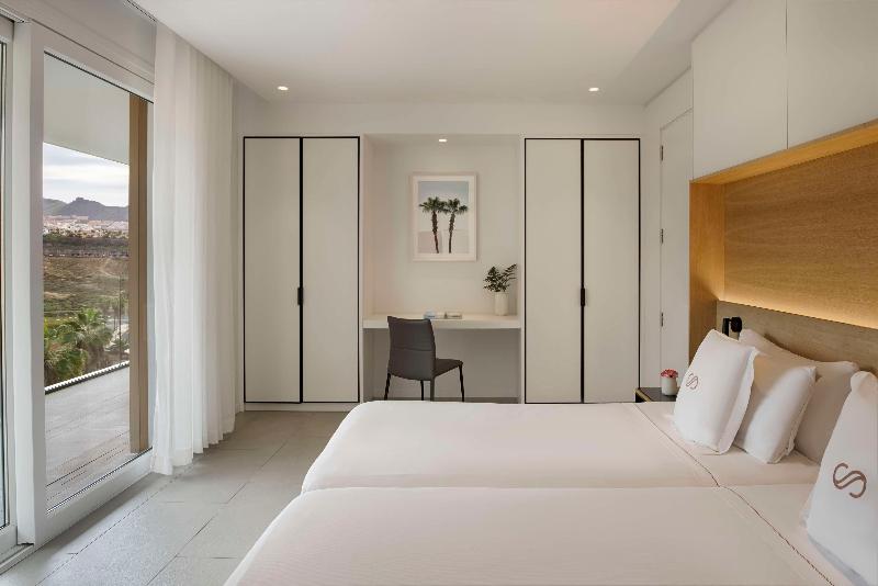 Royal Hideaway Corales Suites - Oda
