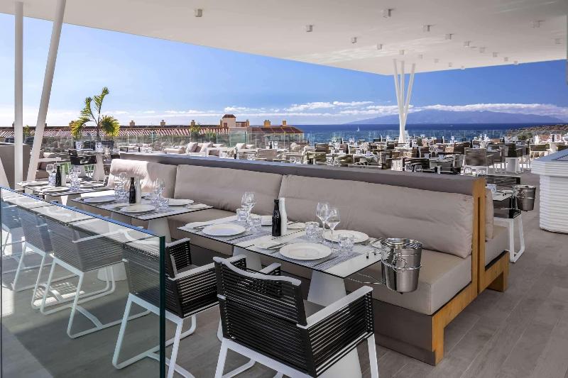 Royal Hideaway Corales Suites - Restoran