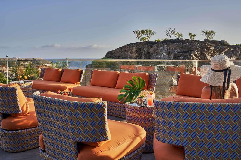 Royal Hideaway Corales Beach - Adults only - Bar