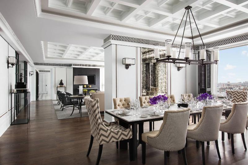 Marriott Bangkok Hotel The Surawongse - Oda