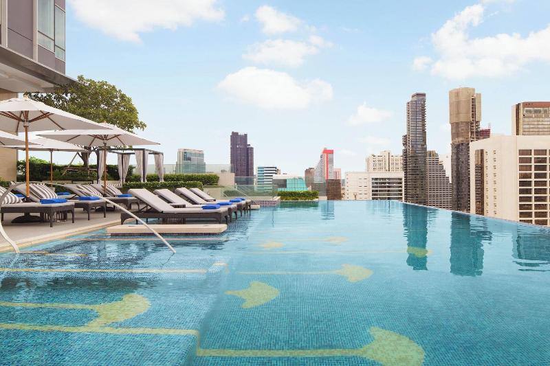 Marriott Bangkok Hotel The Surawongse - Havuz