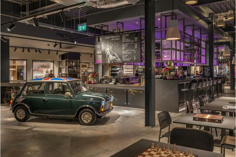 Moxy London Heathrow Airport - Bar