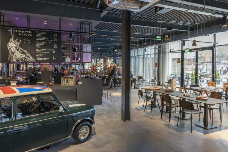 Moxy London Heathrow Airport - Bar
