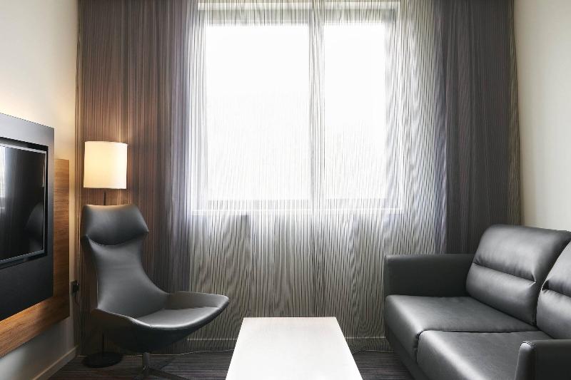 Moxy London Heathrow Airport - Oda
