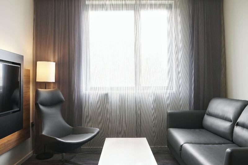 Moxy London Heathrow Airport - Oda