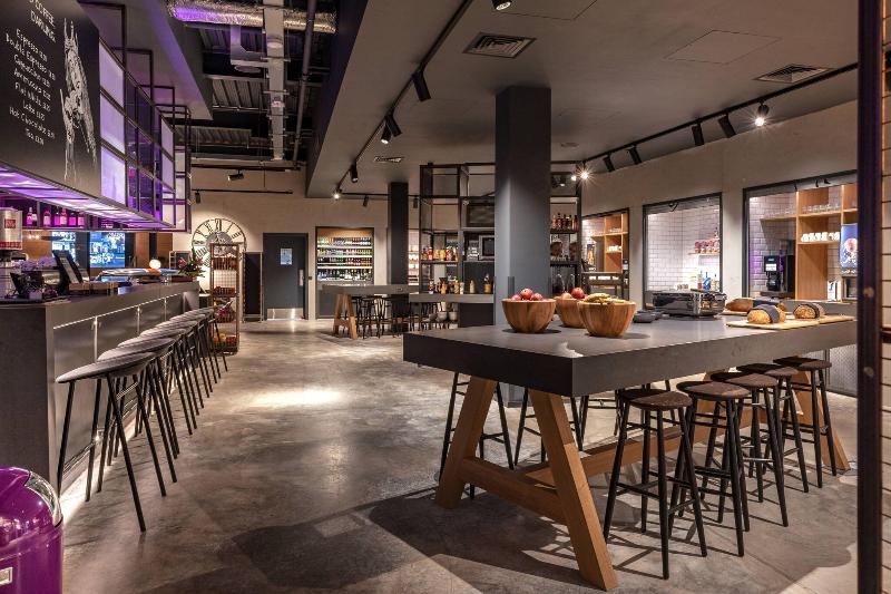 Moxy London Heathrow Airport - Oda