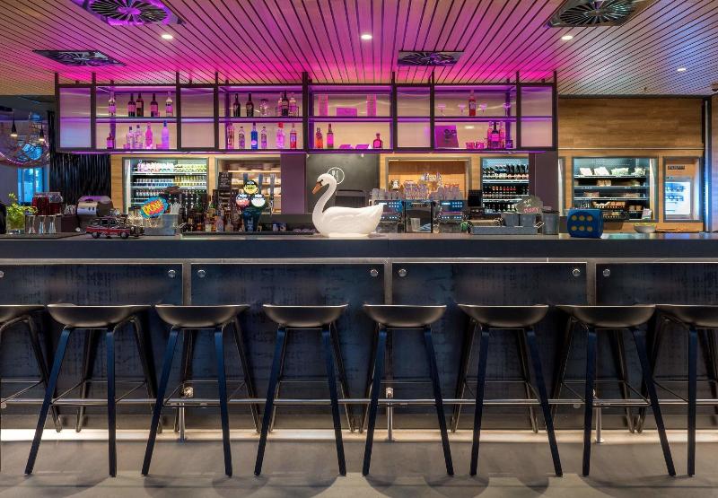 MOXY Munich Messe - Bar