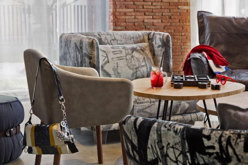 MOXY Tbilisi - Lobi