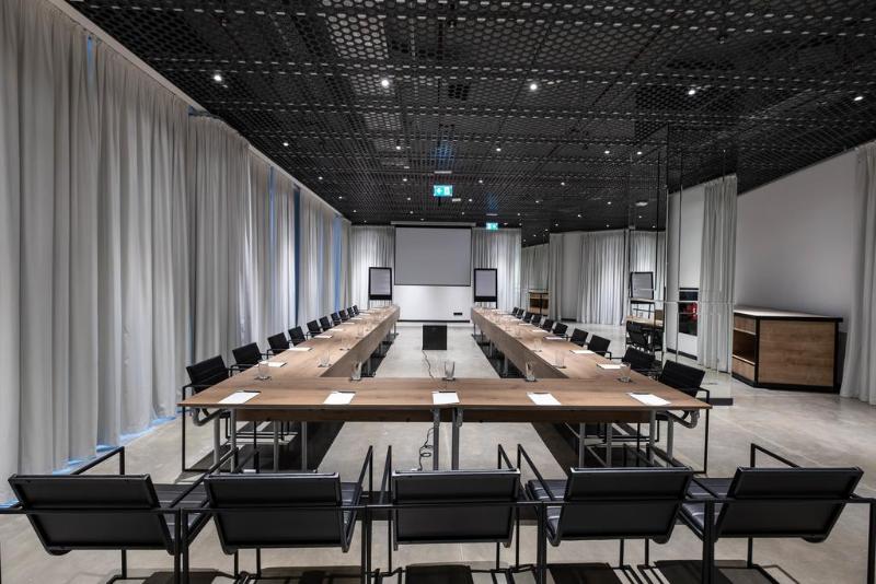 MOXY Tbilisi - Toplantı