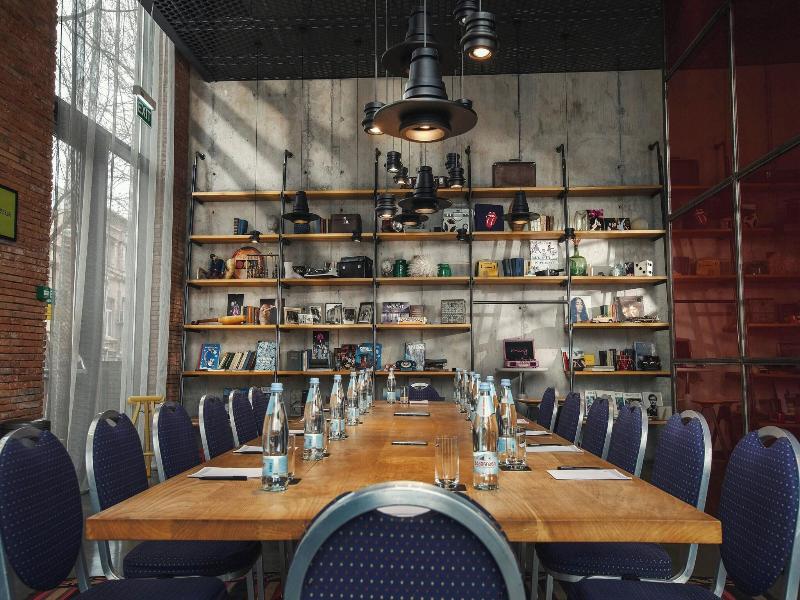 MOXY Tbilisi - Toplantı
