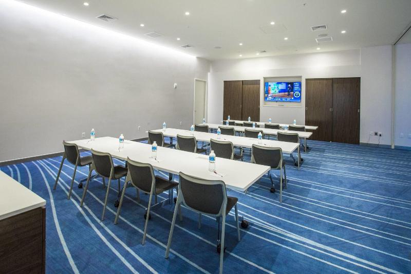 Residence Inn NYC The Bronx at Metro Center Atrium - Toplantı
